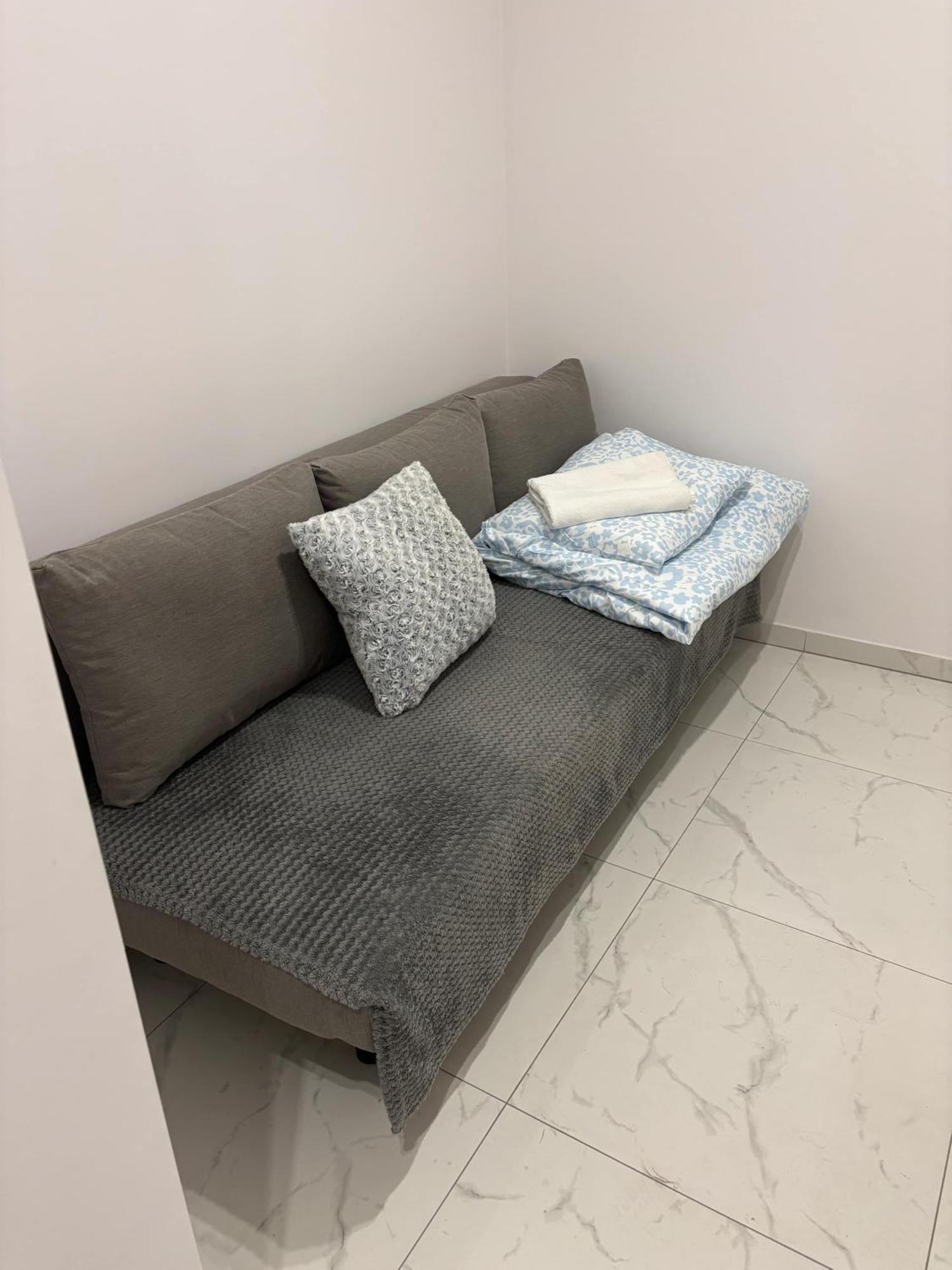 Apartment 25 - Ghetto Heroes Square